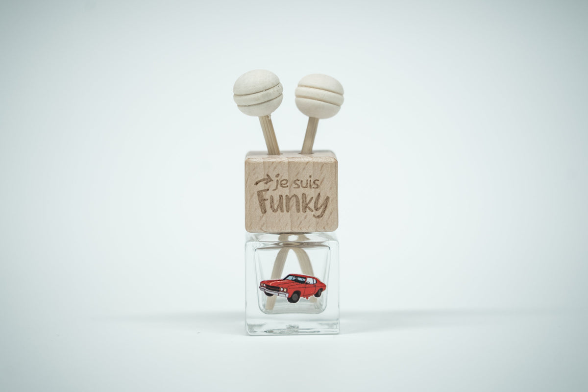 Diffuseur de parfum pour voiture Funky - Char neuf