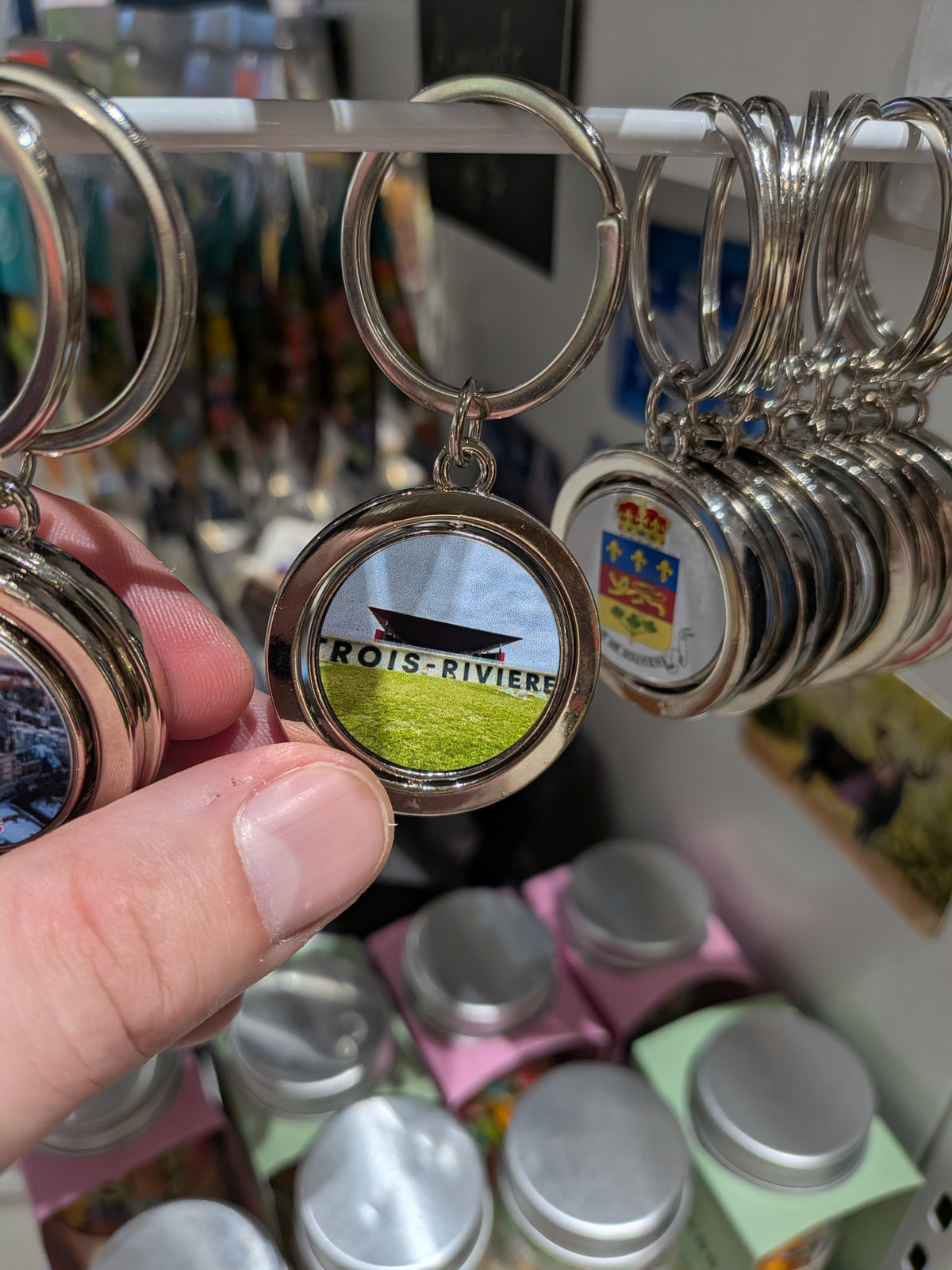Porte-clé souvenir Québec/Canada (divers autres modèles sont disponibles en boutique)