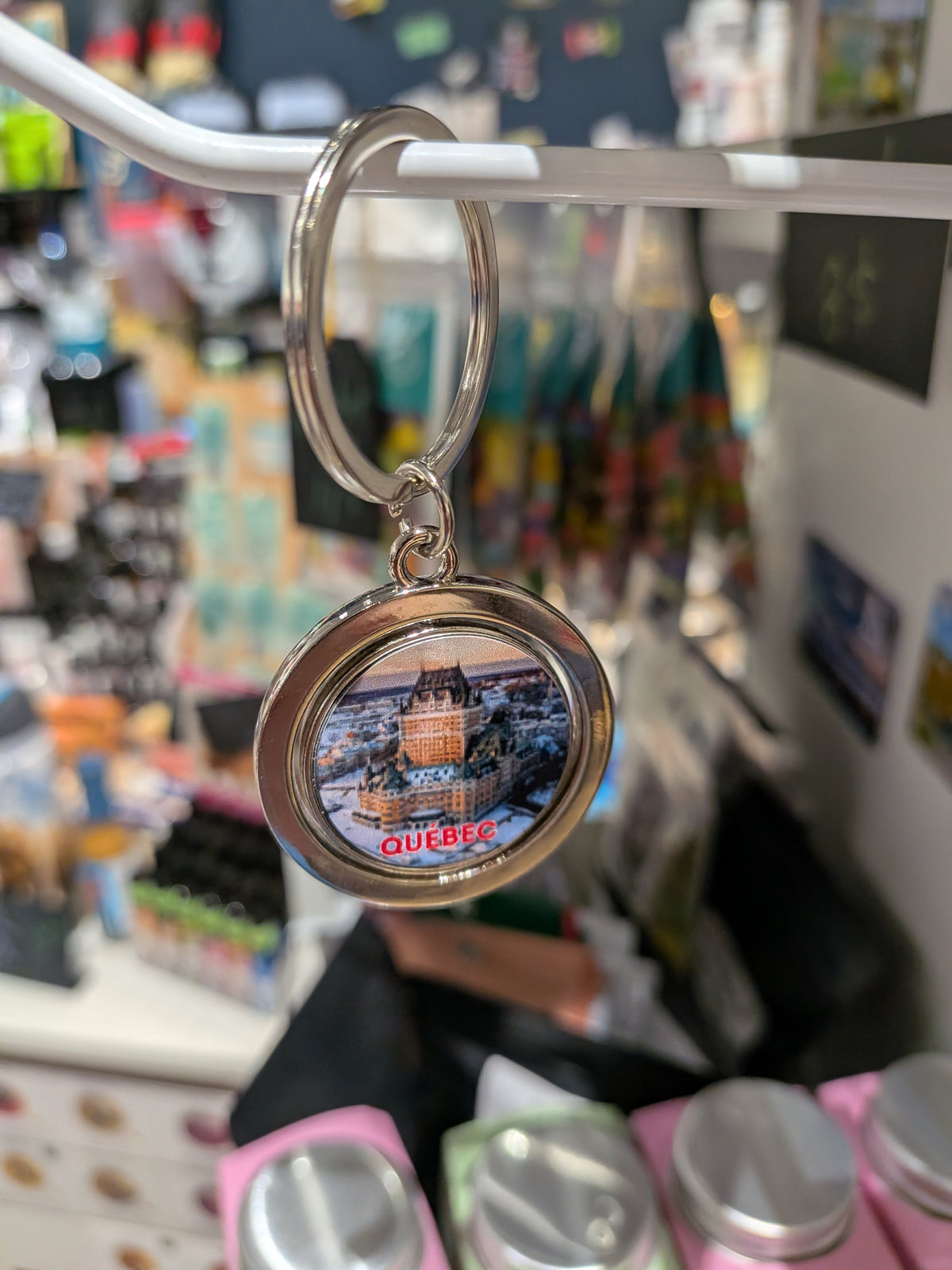 Porte-clé souvenir Québec/Canada (divers autres modèles sont disponibles en boutique)