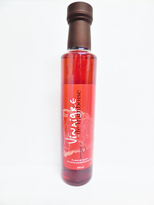 Vinaigre de framboise de l'île d'Orléans vieillit neuf mois